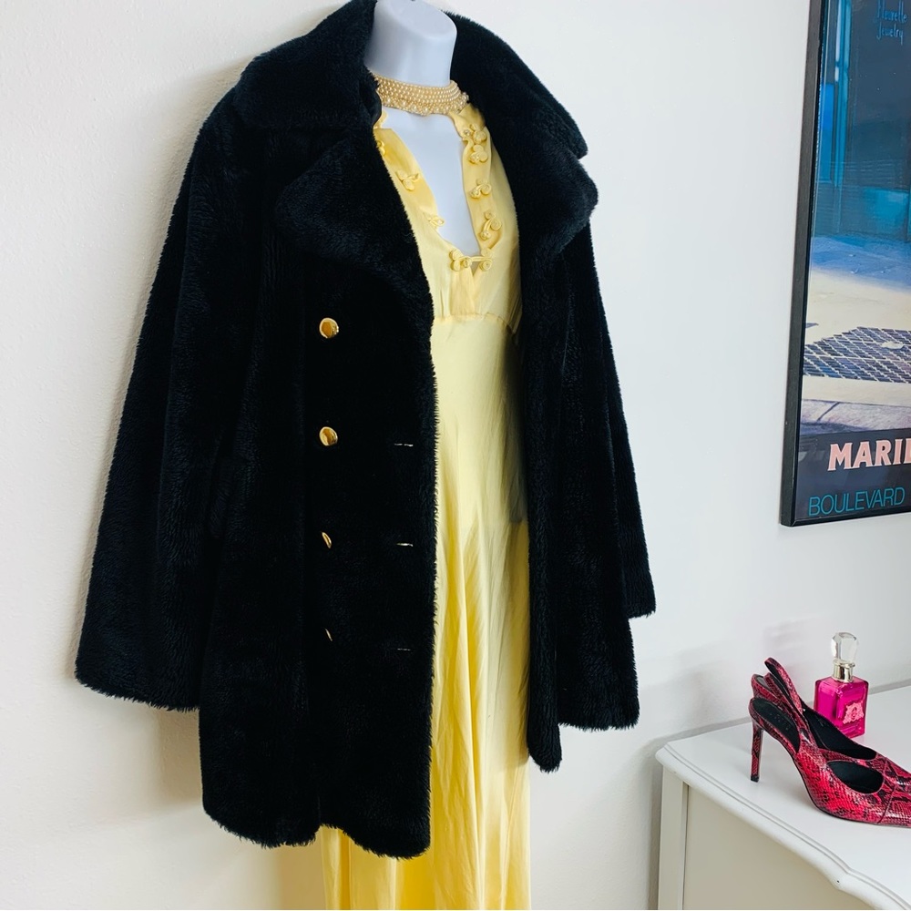 Vintage Glam Faux Fur Jacket✨✨✨✨